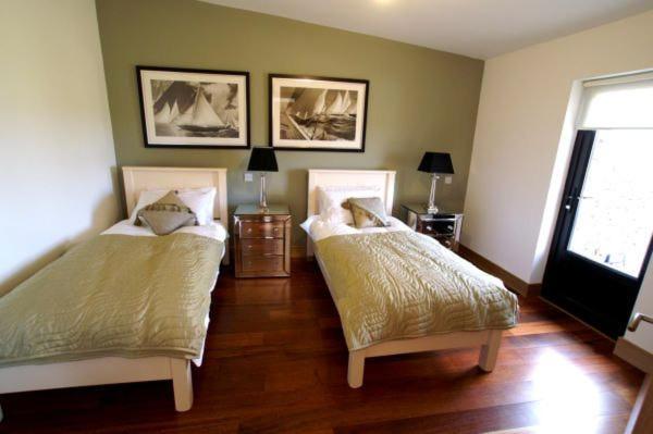 Ostan Gweedore Deluxe Apartments Bunbeg Extérieur photo